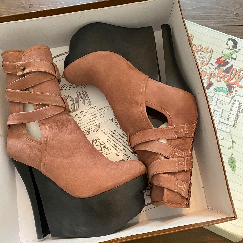 Get Up Platform Boots